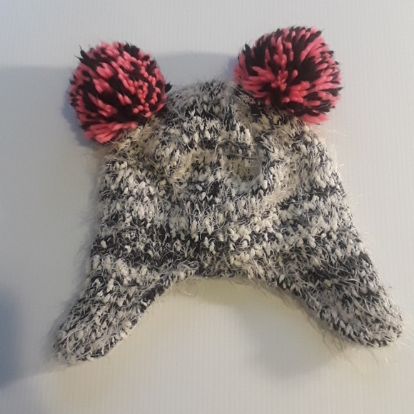 Child Place bold heart, rainbow, and star hat - Picture 2 of 9